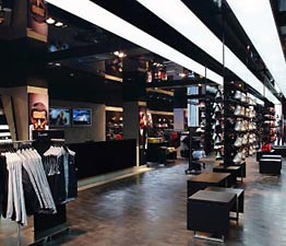 Adidas Performance Center Berlin 2005